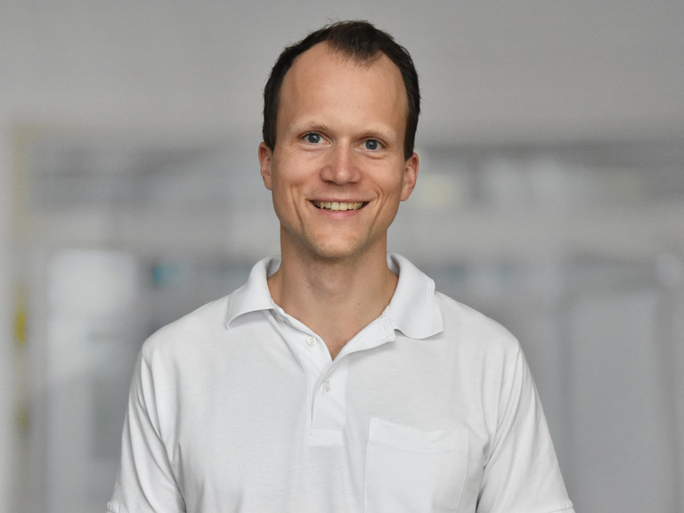 Prof. Dr. Rüdiger Klapdor, Chefarzt der Gynäkologie und Geburtshilfe im Albertinen Krankenhaus sowie Leiter des neuen Zentrums für Frauengesundheit Hamburg Prof. Dr. Rüdiger Klapdor, Chefarzt der Gynäkologie und Geburtshilfe im Albertinen Krankenhaus sowie Leiter des neuen Zentrums für Frauengesundheit Hamburg